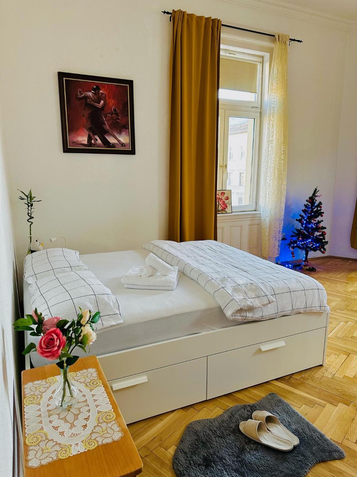Apartment Saffron Center Panoramic Balcony Budapest