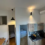 Saffron Apartment City Center Panoramic Balcony